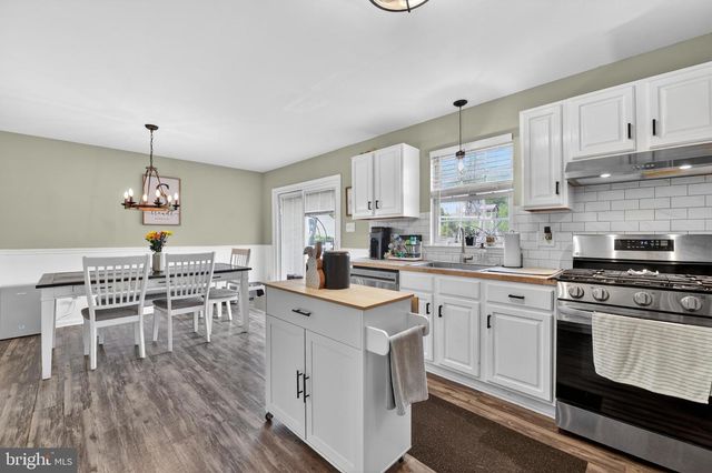 116 CARRIAGE DR, Wernersville, PA 19565