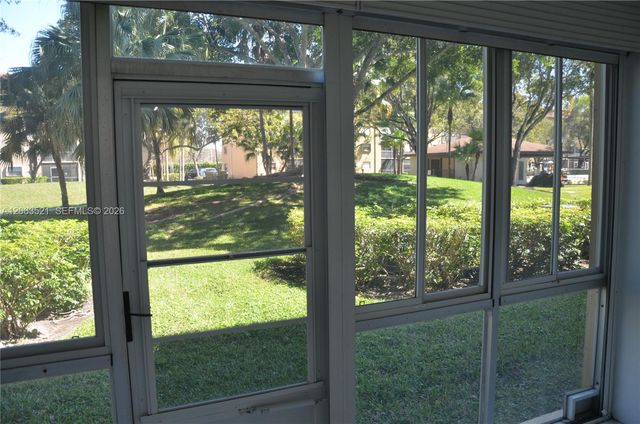1351 SW 125th Avenue 103S, Pembroke Pines, FL 33027