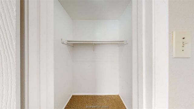 301 Manuel Drive D, College Station, TX 77840