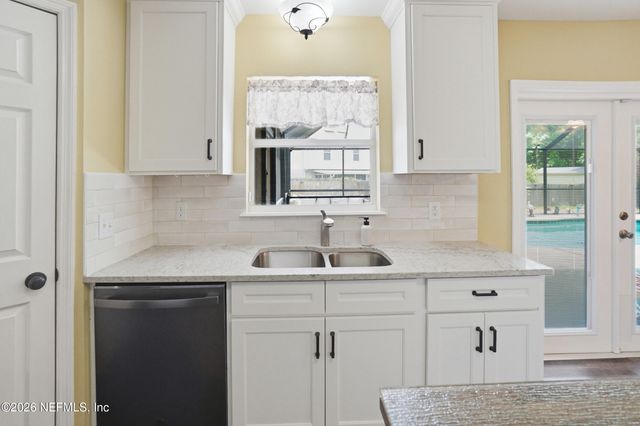 12233 SHADOW CREEK Court, Jacksonville, FL 32226