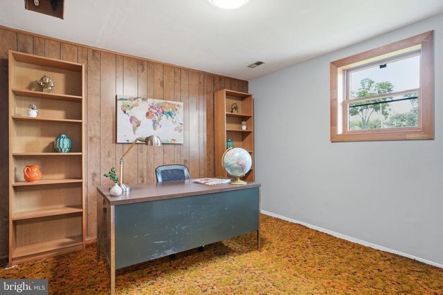 618 S OXFORD VALLEY RD, Fairless Hills, PA 19030