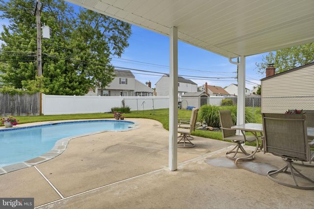 618 S OXFORD VALLEY RD, Fairless Hills, PA 19030