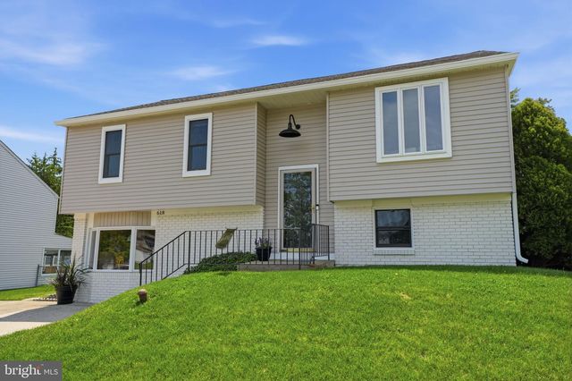 618 S OXFORD VALLEY RD, Fairless Hills, PA 19030
