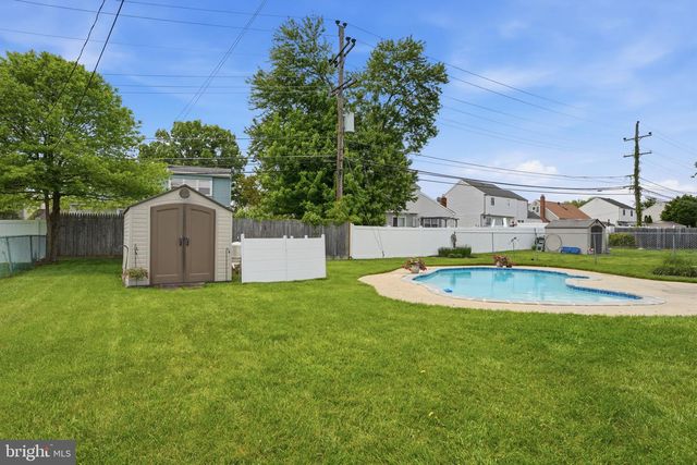 618 S OXFORD VALLEY RD, Fairless Hills, PA 19030