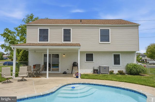 618 S OXFORD VALLEY RD, Fairless Hills, PA 19030