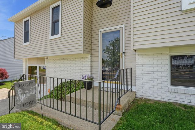 618 S OXFORD VALLEY RD, Fairless Hills, PA 19030