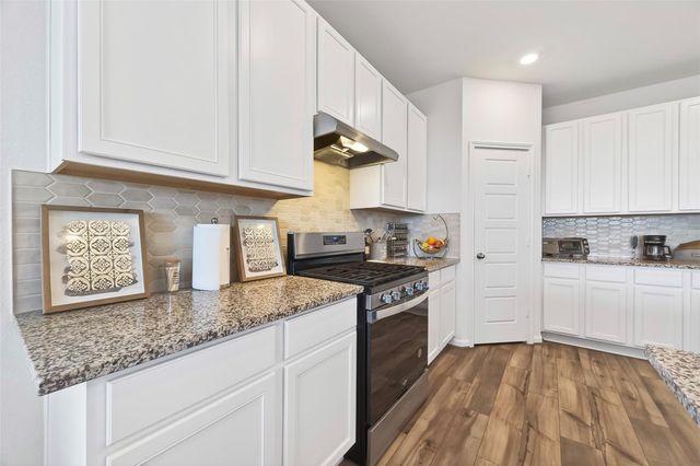 3043 Kastania Lane, Fresno, TX 77545