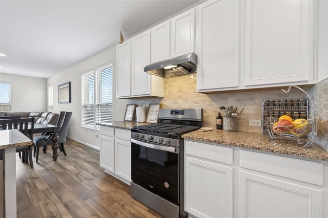 3043 Kastania Lane, Fresno, TX 77545