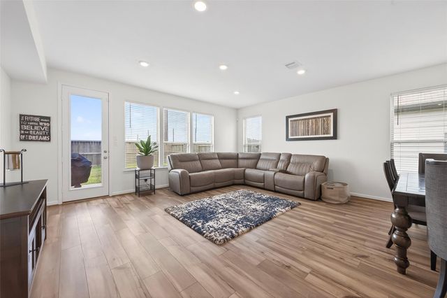 3043 Kastania Lane, Fresno, TX 77545