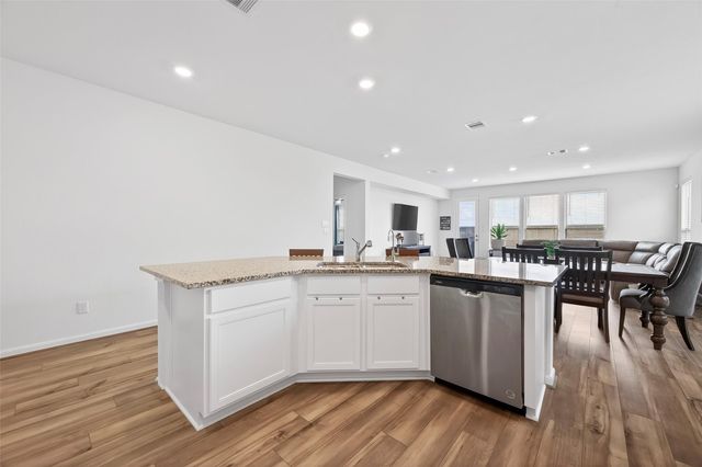 3043 Kastania Lane, Fresno, TX 77545