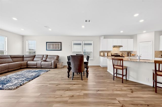 3043 Kastania Lane, Fresno, TX 77545