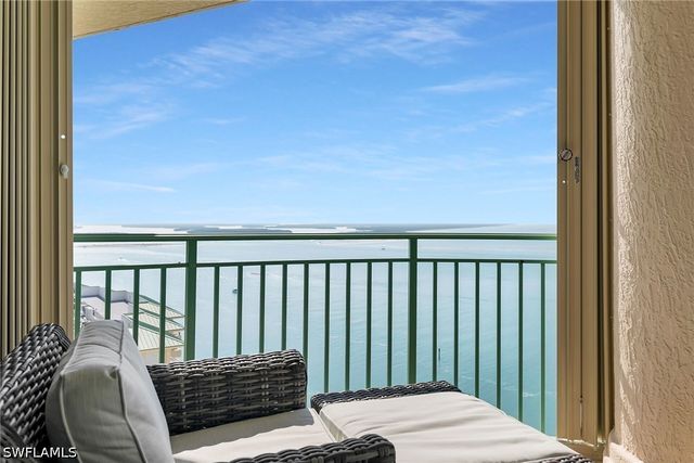 980 Cape Marco DR 1702, Marco Island, FL 34145