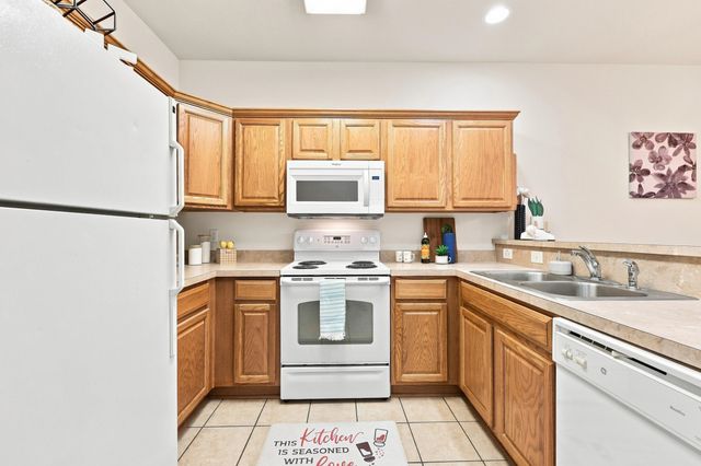 167 E. Chenoa Dr. E, Murrells Inlet, SC 29576