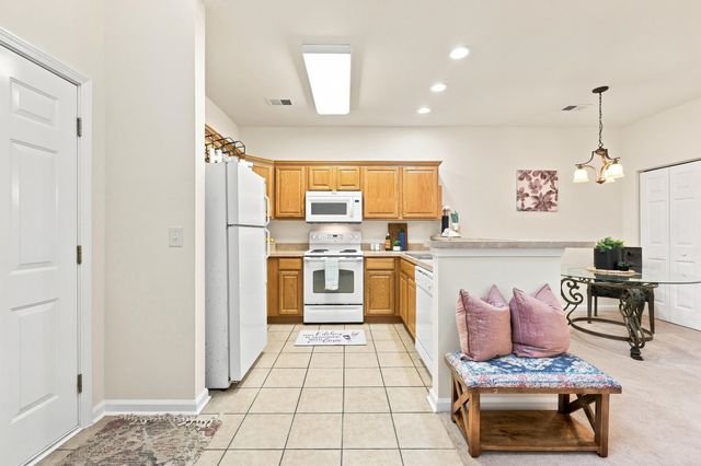 167 E. Chenoa Dr. E, Murrells Inlet, SC 29576