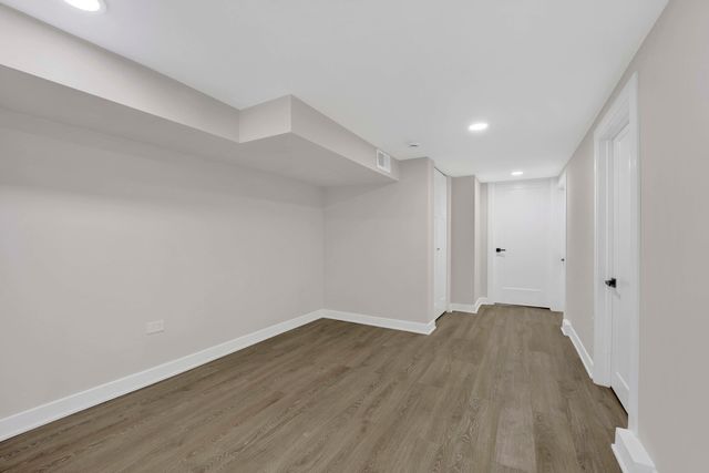 1047 N Saint Louis Avenue, Chicago, IL 60651