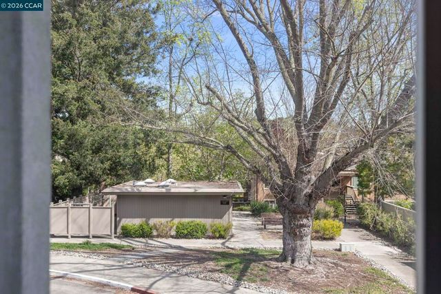 1160 Rockledge Lane 2, Walnut Creek, CA 94595