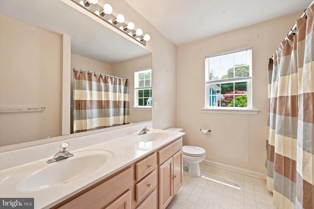 128 MILLVIEW DR, Coatesville, PA 19320