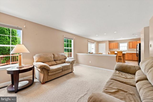 128 MILLVIEW DR, Coatesville, PA 19320