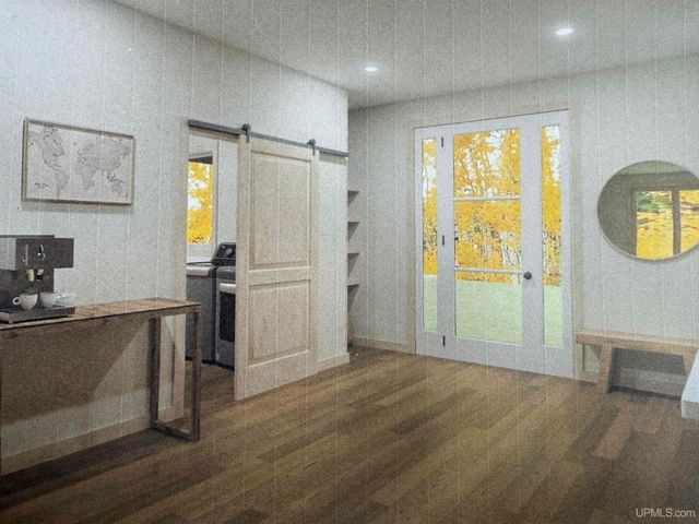 10356 N Lake Road, Ironwood, MI 49938