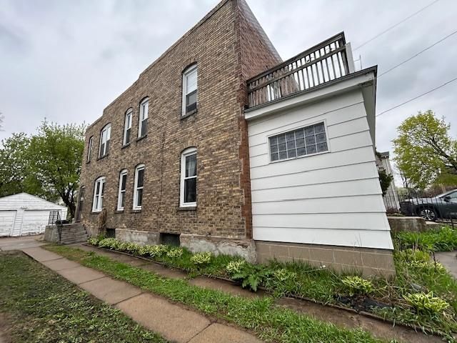 712 6th Street NE, Minneapolis, MN 55413