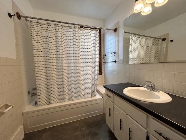 712 6th Street NE, Minneapolis, MN 55413