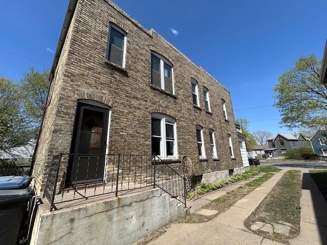 712 6th Street NE, Minneapolis, MN 55413