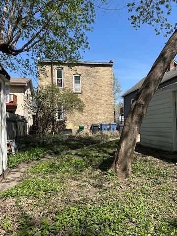 712 6th Street NE, Minneapolis, MN 55413