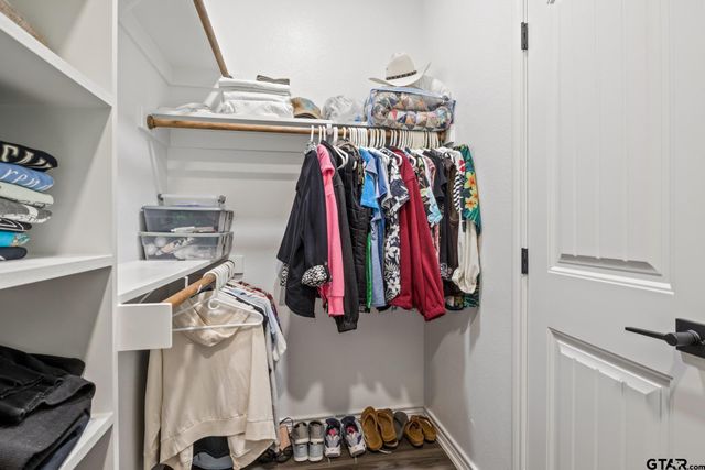 103 St. James, Mt Pleasant, TX 75455