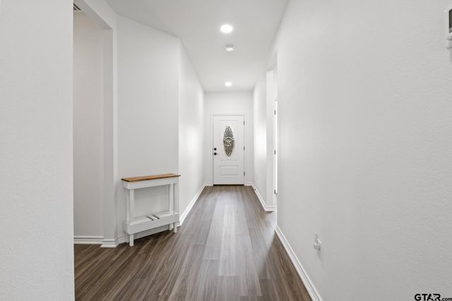 103 St. James, Mt Pleasant, TX 75455