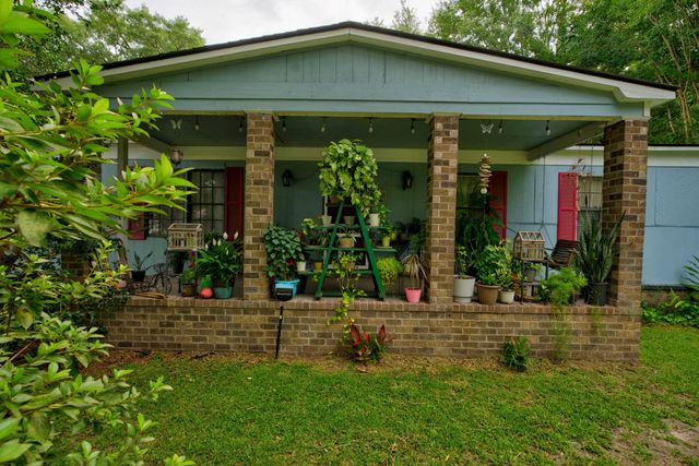 108 Water Way, Moncks Corner, SC 29461