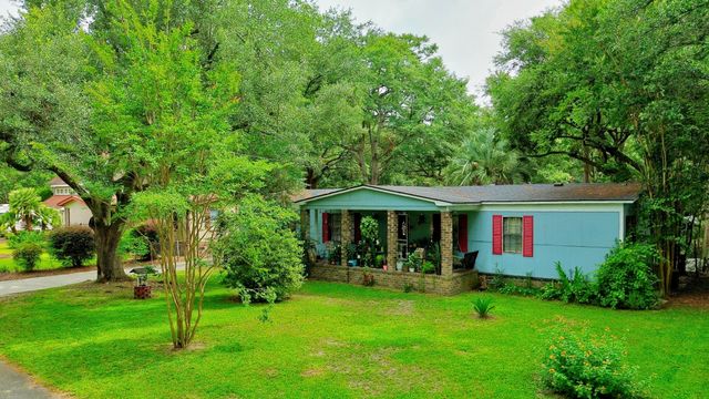 108 Water Way, Moncks Corner, SC 29461