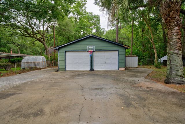 108 Water Way, Moncks Corner, SC 29461
