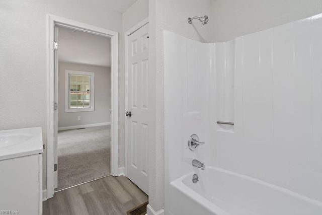 112 W Rexford DR, Newport News, VA 23608