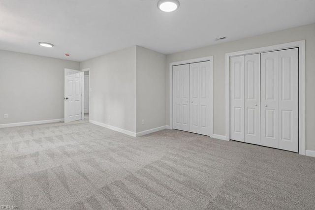 112 W Rexford DR, Newport News, VA 23608
