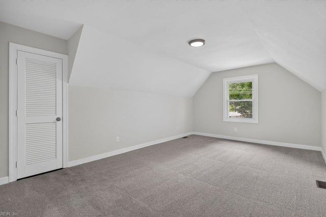 112 W Rexford DR, Newport News, VA 23608