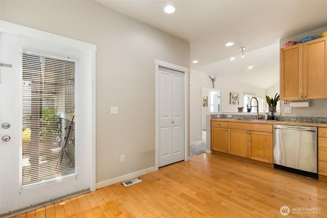 10919 E Villa Monte Drive, Mukilteo, WA 98275