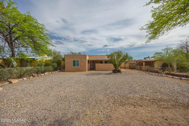 216 E Waverly Street, Tucson, AZ 85705