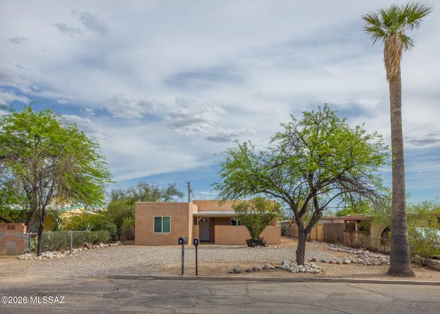 216 E Waverly Street, Tucson, AZ 85705