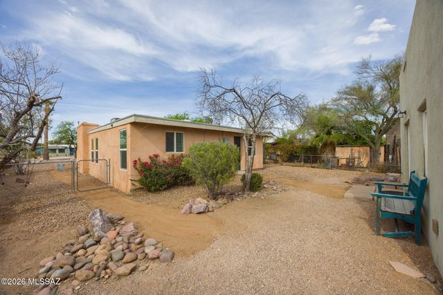 216 E Waverly Street, Tucson, AZ 85705