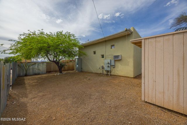 216 E Waverly Street, Tucson, AZ 85705