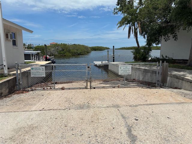 5514 GRIDLEY LANE, New Port Richey, FL 34652
