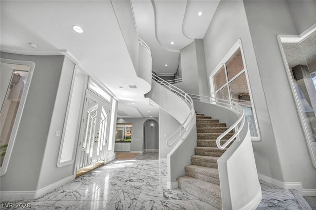 8798 Big Bluff Avenue, Las Vegas, NV 89148