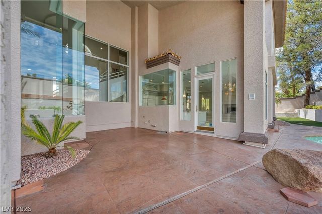 8798 Big Bluff Avenue, Las Vegas, NV 89148