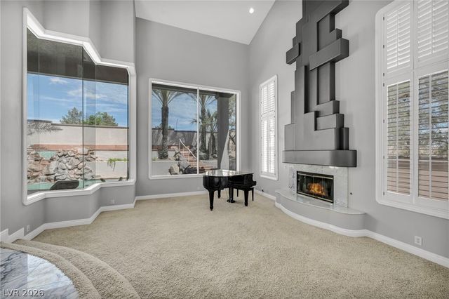 8798 Big Bluff Avenue, Las Vegas, NV 89148
