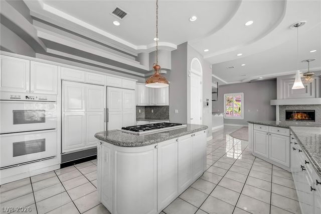 8798 Big Bluff Avenue, Las Vegas, NV 89148