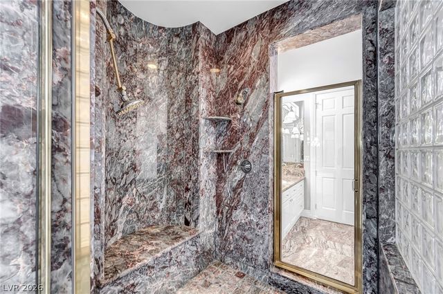 8798 Big Bluff Avenue, Las Vegas, NV 89148