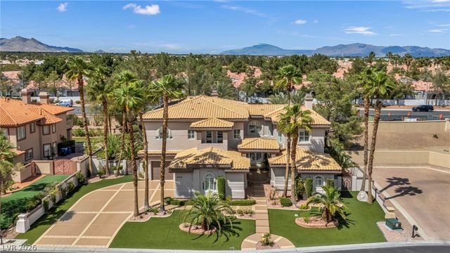 8798 Big Bluff Avenue, Las Vegas, NV 89148