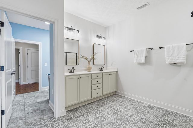 4854 Piedmont Drive, Hilliard, OH 43026