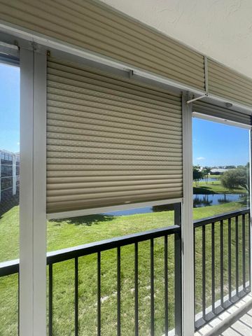 7006 HUNTINGTON Lane 302, Delray Beach, FL 33446