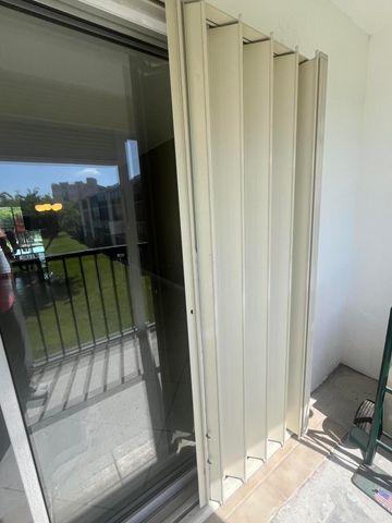 7006 HUNTINGTON Lane 302, Delray Beach, FL 33446